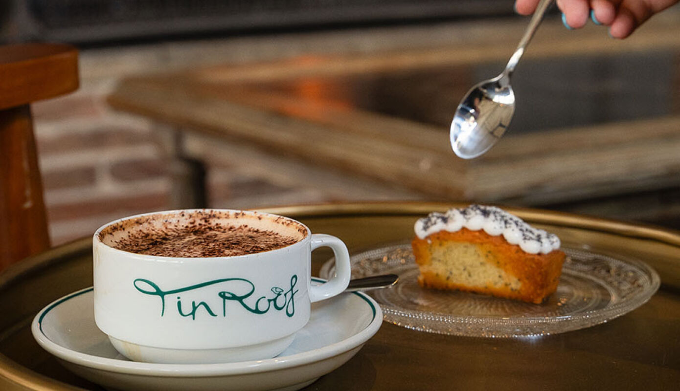 About the tin roof cafe maldon