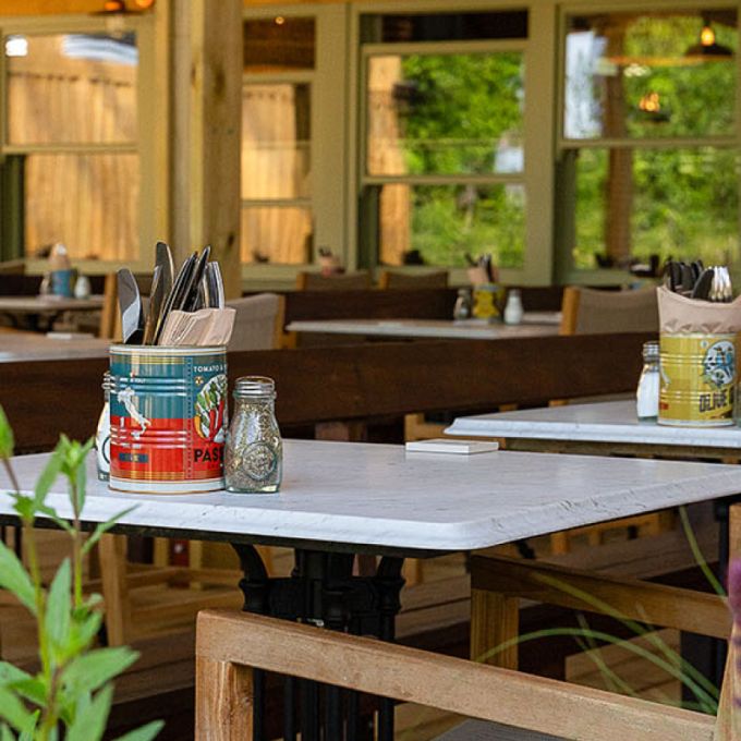 Alfresco Dining